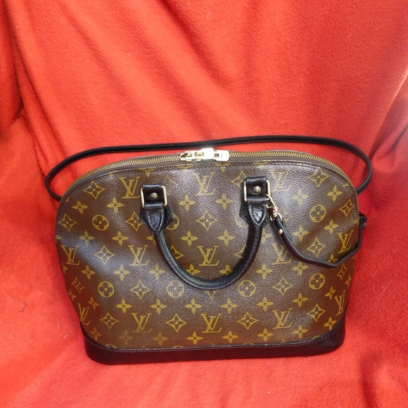 Alma Louis Vuitton - Picture 2 of 14